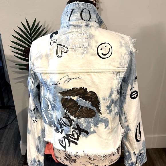 Custom semi graffiti distressed jean jacket - Picture 5 of 16